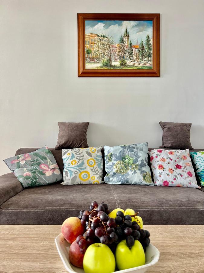 Apartment Big 3 Separate Convenient Haven ! *